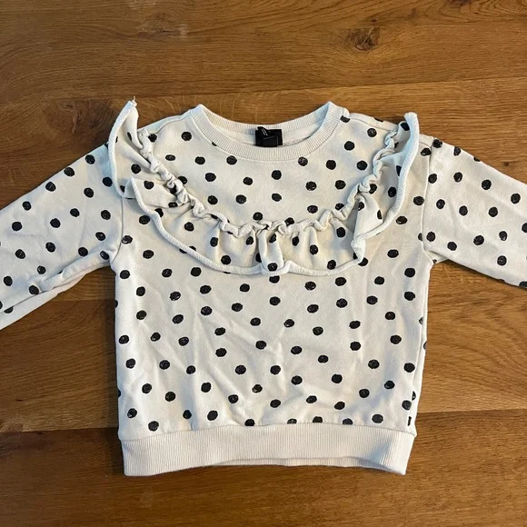 Shirts Tops Gap White And Black Polka Dot Sweatshirt Girls 3t